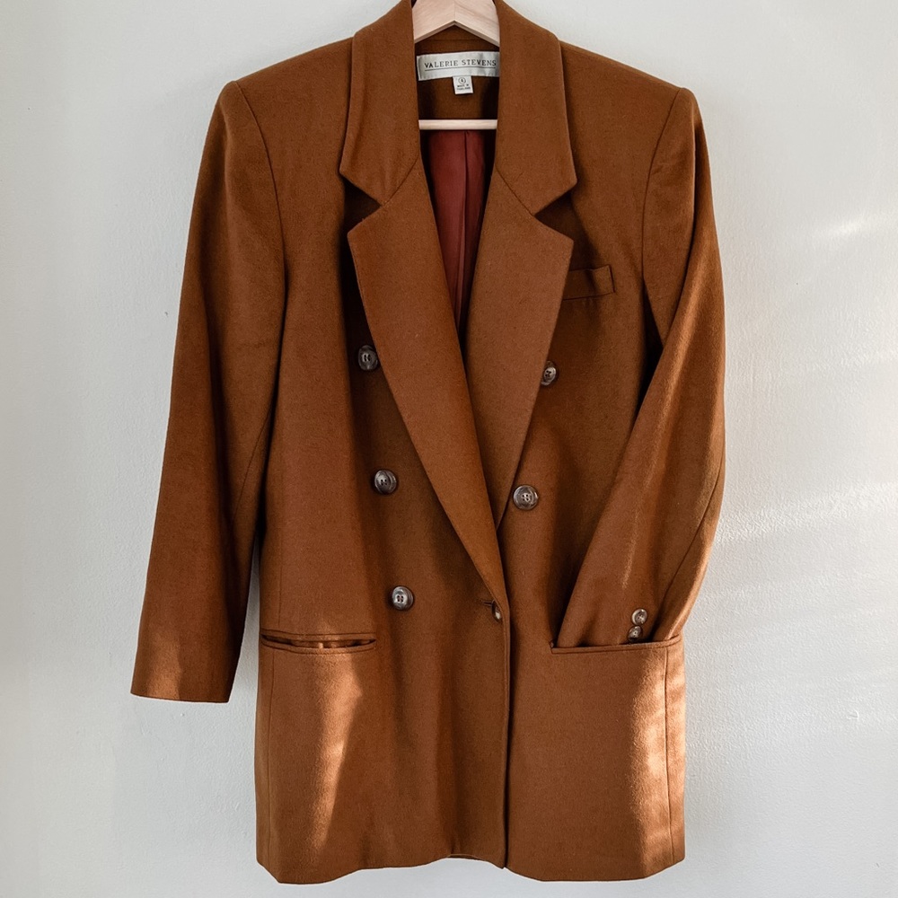 Valerie Stevens dark camel oversized blazer. Size 4.